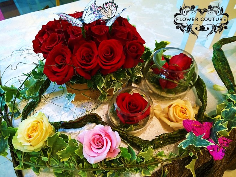 Reception Table - roses, twines, butterflies